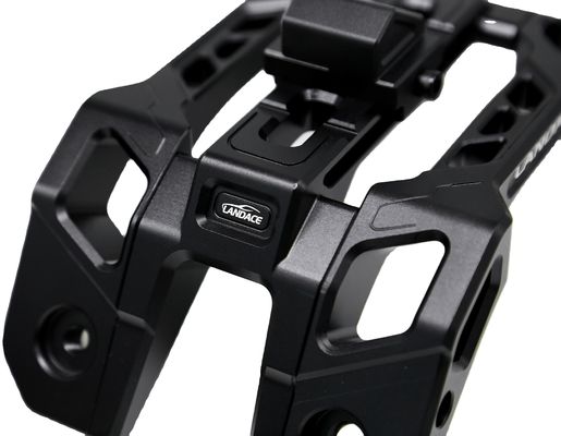 Brackets de montaje de luz de aleación de aluminio de recubrimiento en polvo para estructura de luz de pilar 4x4