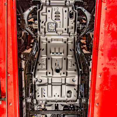 2012-2016 ISUZU Dmax Auto Parts Motor Bajo la cubierta Placa de patinaje para accesorios exteriores