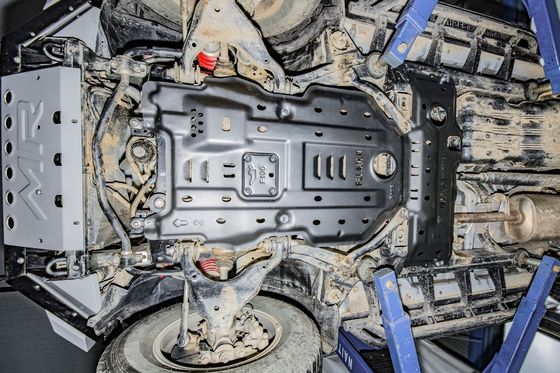 Placa de deslizamiento de aleación de aluminio y tablero de protección de chasis completo debajo del cuerpo para Toyota FJ Cruiser