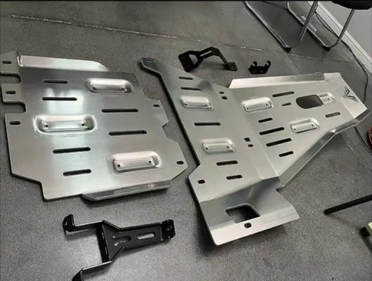 Protección de la tapa de barro de aleación de aluminio bajo la cubierta del motor de BMW para Wrangler JL JK