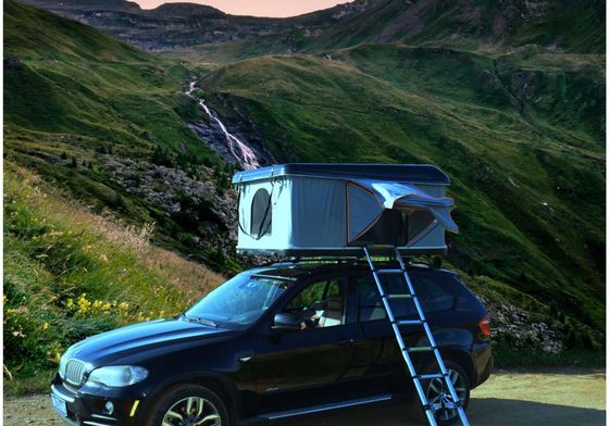 Tienda de techo de automóvil de aluminio triangular con concha dura Tienda de techo de techo con colchón diagonal