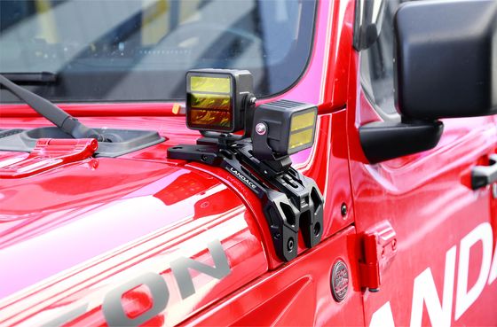 Brackets de montaje de luz personalizables para Jeep Wrangler JL Accesorios exteriores de plata