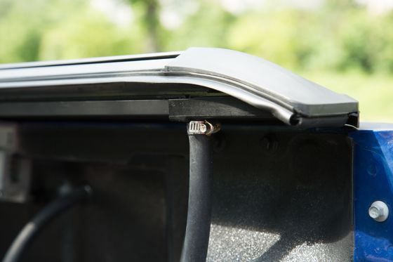 4X4 Accesorios UTE Tonneau cubierta retráctil Canopy Bloqueo impermeable para Nissan