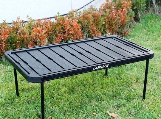 Accesorios para automóviles de alta aleación de aluminio Estante de expansión multifuncional Estante de almacenamiento de carga Estante 1130*70*620mm