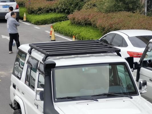 Cisterna para Toyota FJ Cruiser con acabado negro