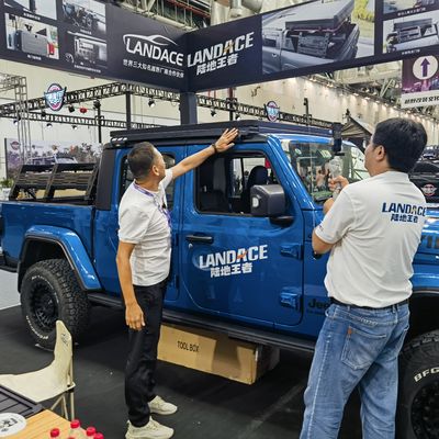 En el caso de los camiones, las barras de rodillo para el techo de las carpas de apoyo de las carpas de apoyo de las carpas de apoyo de las carpas