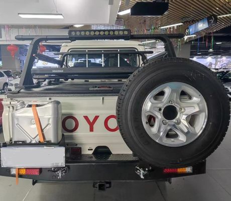 TOYOTA TRUCK LC79 Accesorios para el parachoques trasero en negro con material y accesorios de acero