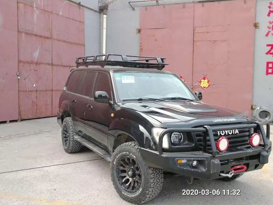 Mejore el aspecto y el rendimiento de su Toyota LC100 con este parachoques delantero 4x4 Bull Bar