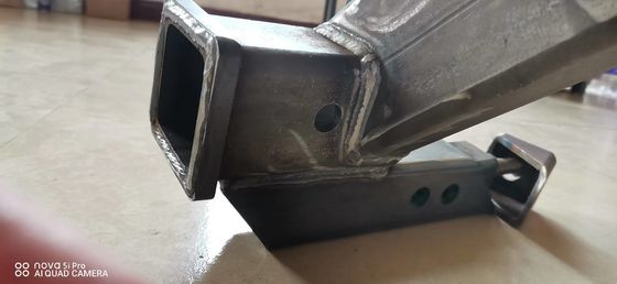 Cargador de neumáticos de repuesto de montaje de enganche de acero negro para Toyota Bike Carrier Modificación