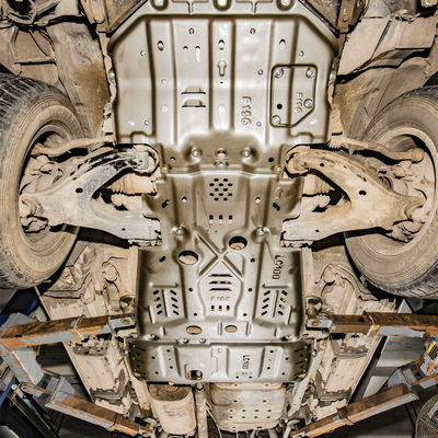 2007-2009 Año La más popular Guardia inferior delantera Placa de patinaje de la base del motor para Toyota Land Cruiser LC100