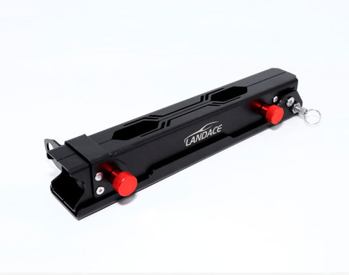 En el caso de los vehículos de transporte de mercancías, el valor de las cantidades de mercancías que se transportan en el transporte de mercancías no debe exceder del 50% del valor de las mercancías transportadas en el transporte.