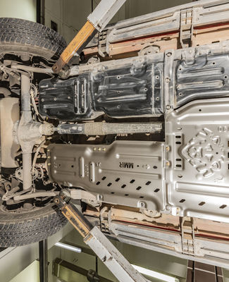 Placa de deslizamiento de tubería de escape de Wrangler JL recubierta de polvo negro personalizada año 2018-2019