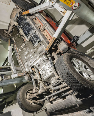 Placa de deslizamiento de tubería de escape de Wrangler JL recubierta de polvo negro personalizada año 2018-2019