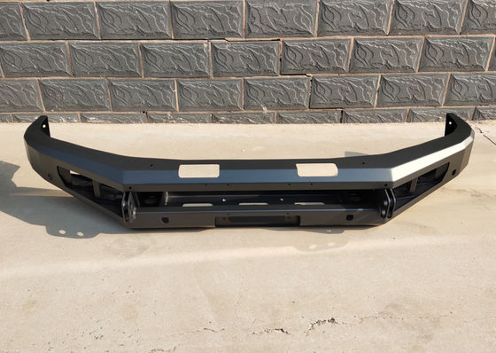 Protector de parachoques de automóviles para Nissan Titan Adaptación personalizada Tamaño 210 * 66 * 75CM