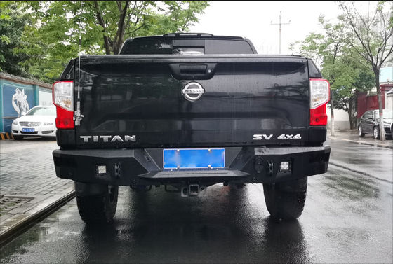 Adaptado para Nissan Titan 4X4 Accesorios Parts del parachoques del coche Torsión Bull Bar Parachoques del coche delantero