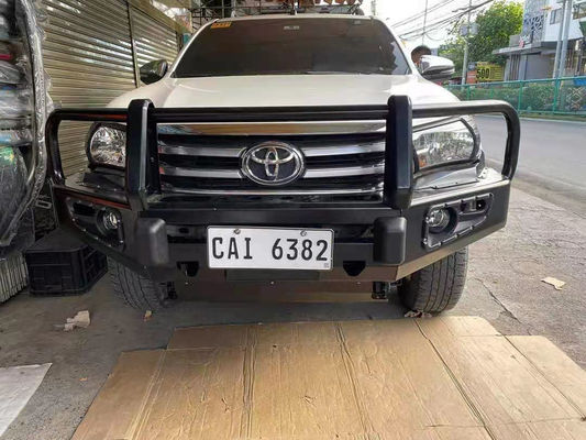 Parachoques traseros con soporte de jerrycan y portador de neumáticos de alto rendimiento para Toyota Hilux