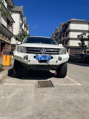 Volkswagen Amarok Auto Parts Winch de acero Bull Bar Parche delantero con porta neumáticos