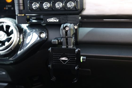 JEEP 2018- Tanque 300 Vehículo todoterreno Consola central Estación de radio Panel de interruptor de soporte