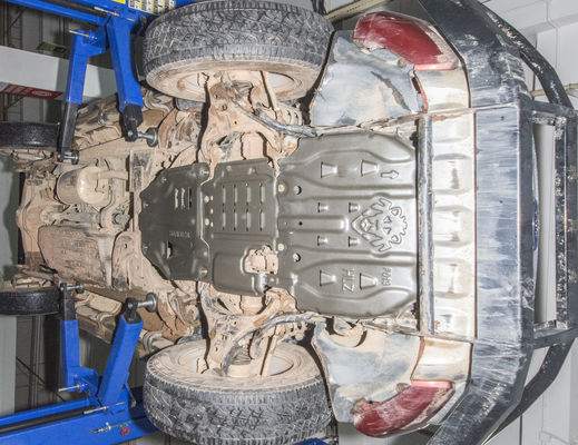Protección de la carrocería bajo el Ford Everest Undercar Shield de aleación de aluminio Protección de la carrocería bajo la armadura del vehículo