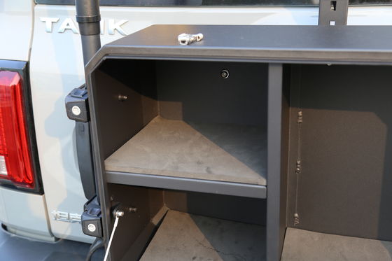 700*450*317mm Caja de almacenamiento de puerta trasera de aluminio negro para el tanque 300 Diseño pesado 4*4