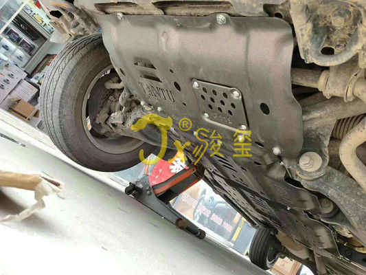 18 Tundra Protector de deslizamiento de acero Protector de salpicaduras de hierro Protector del motor del automóvil
