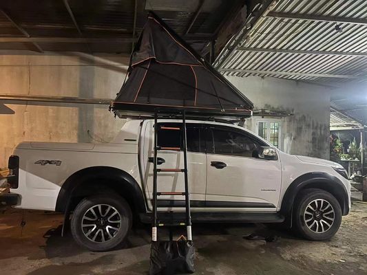 2022 Hot Style Gel Coated Aluminium Alloy Shell Roof Car Top Tent 210*143*163cm para acampar
