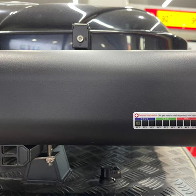 Tanque de agua a presión negro universal para ducha de carretera en el techo del equipo de campamento