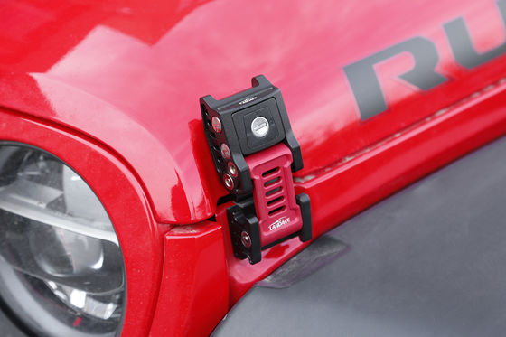 Anodizador duro de trabajo pesado CNC ensamblaje de llave de capó mecanizado para Jeep Wrangler 0.35kg/pc