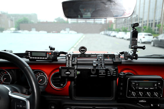 Jeep Wrangler Telefono GoPro CB Micrófono y portador de cámaras DSLR con diseño geométrico